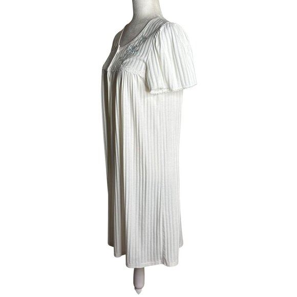 Miss Elaine Classics White Short Sleeve Embroidered Nightgown Small Cotton Blend - Picture 3 of 6